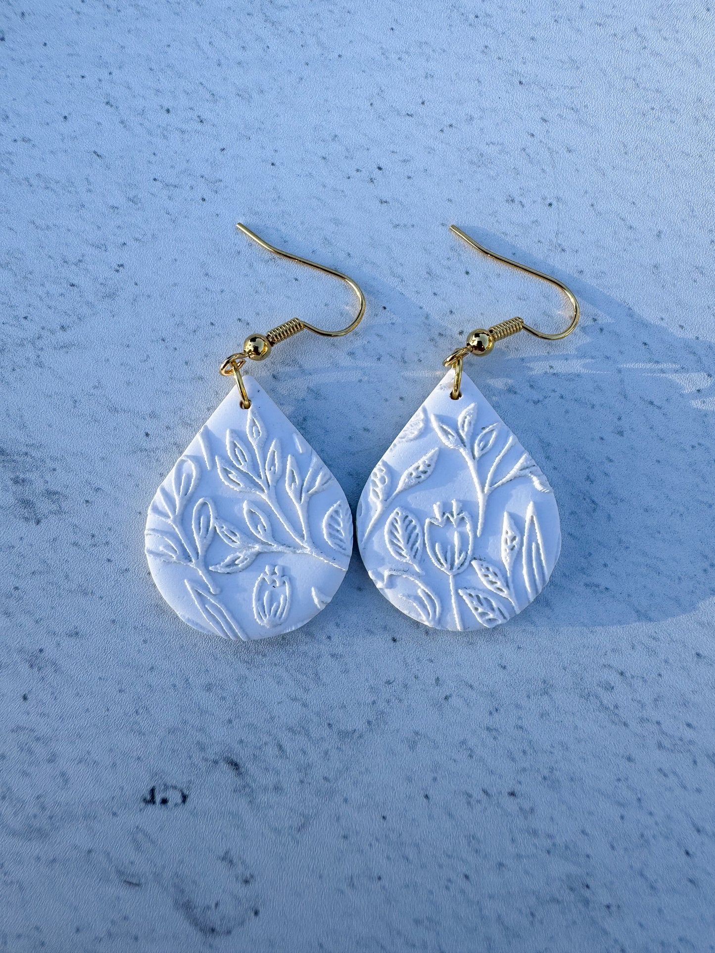 Textures Mini Teardrop Hooks