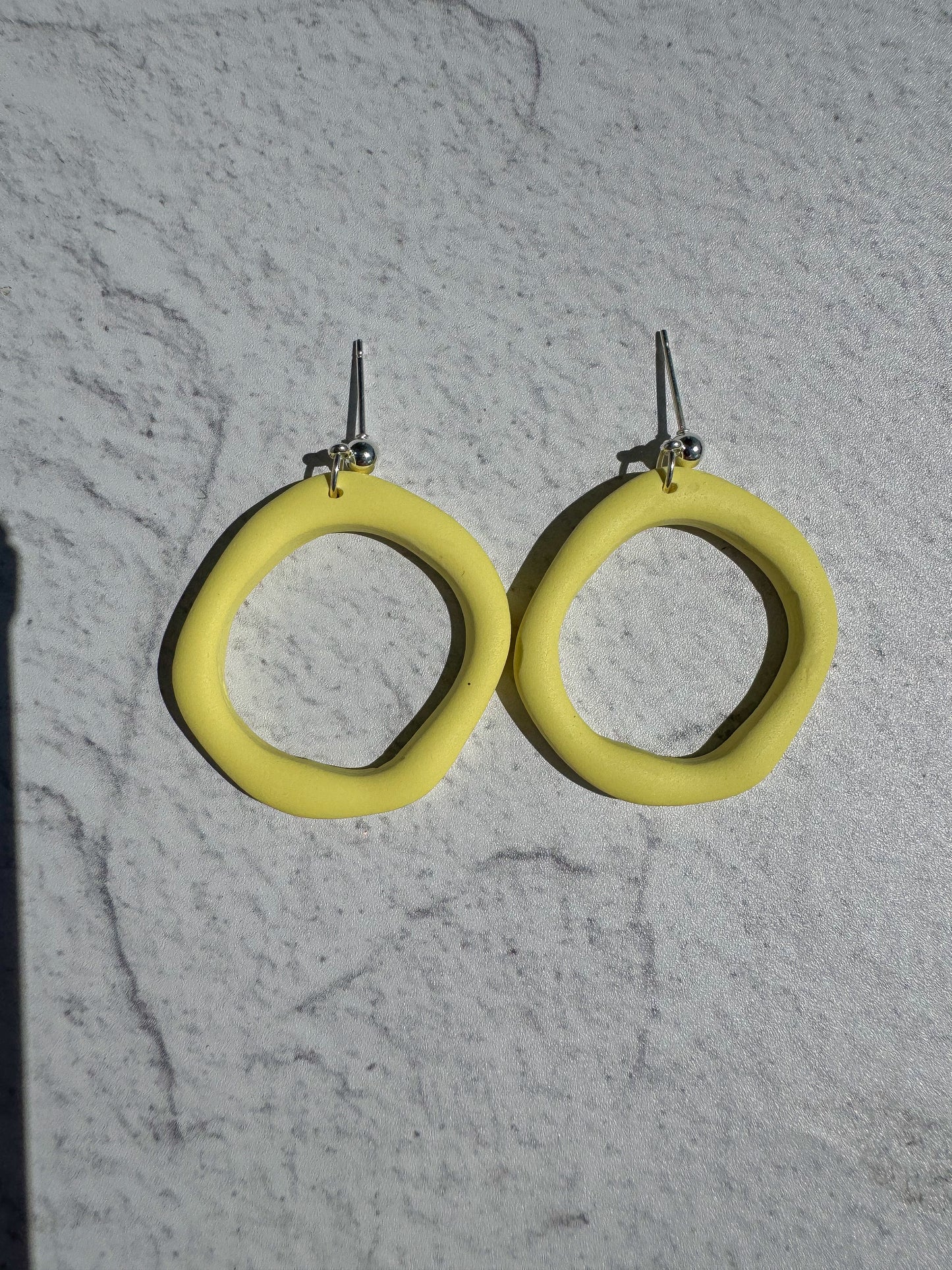 One Of A Kind Oblong Ball Stud