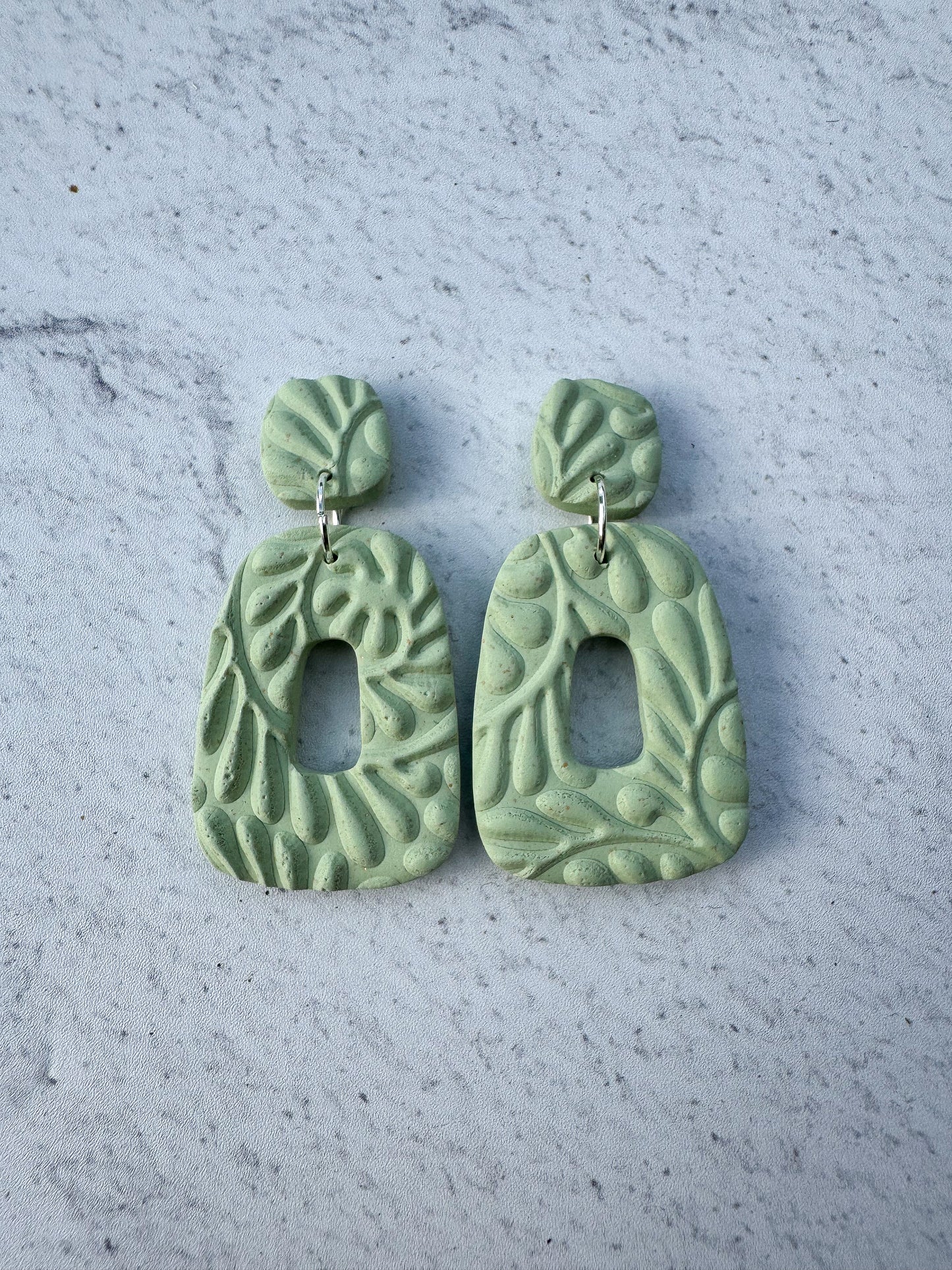 Textures Hollow Dangles