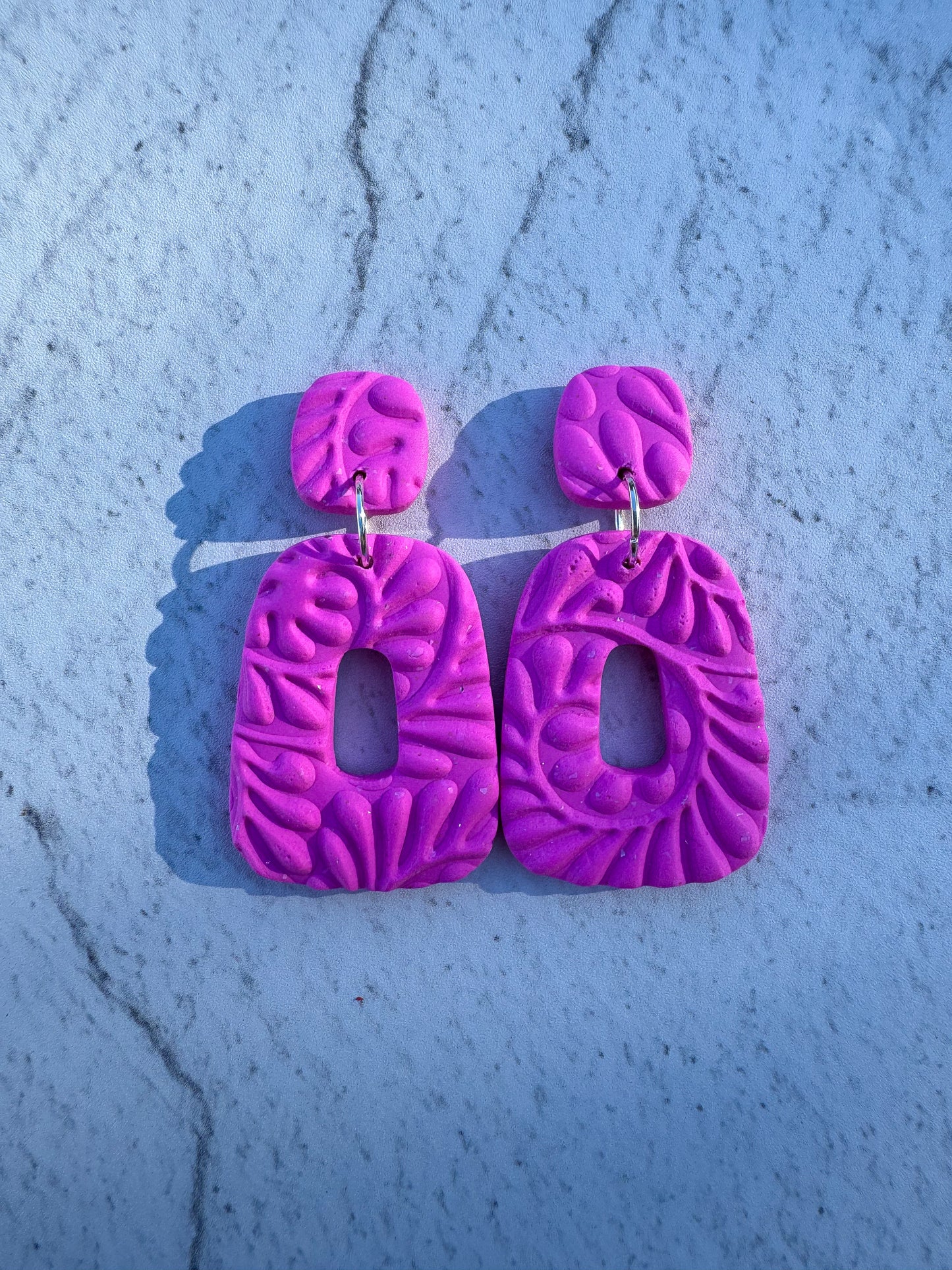 Textures Hollow Dangles