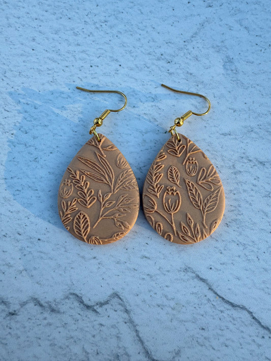 Textures Teardrop Hooks