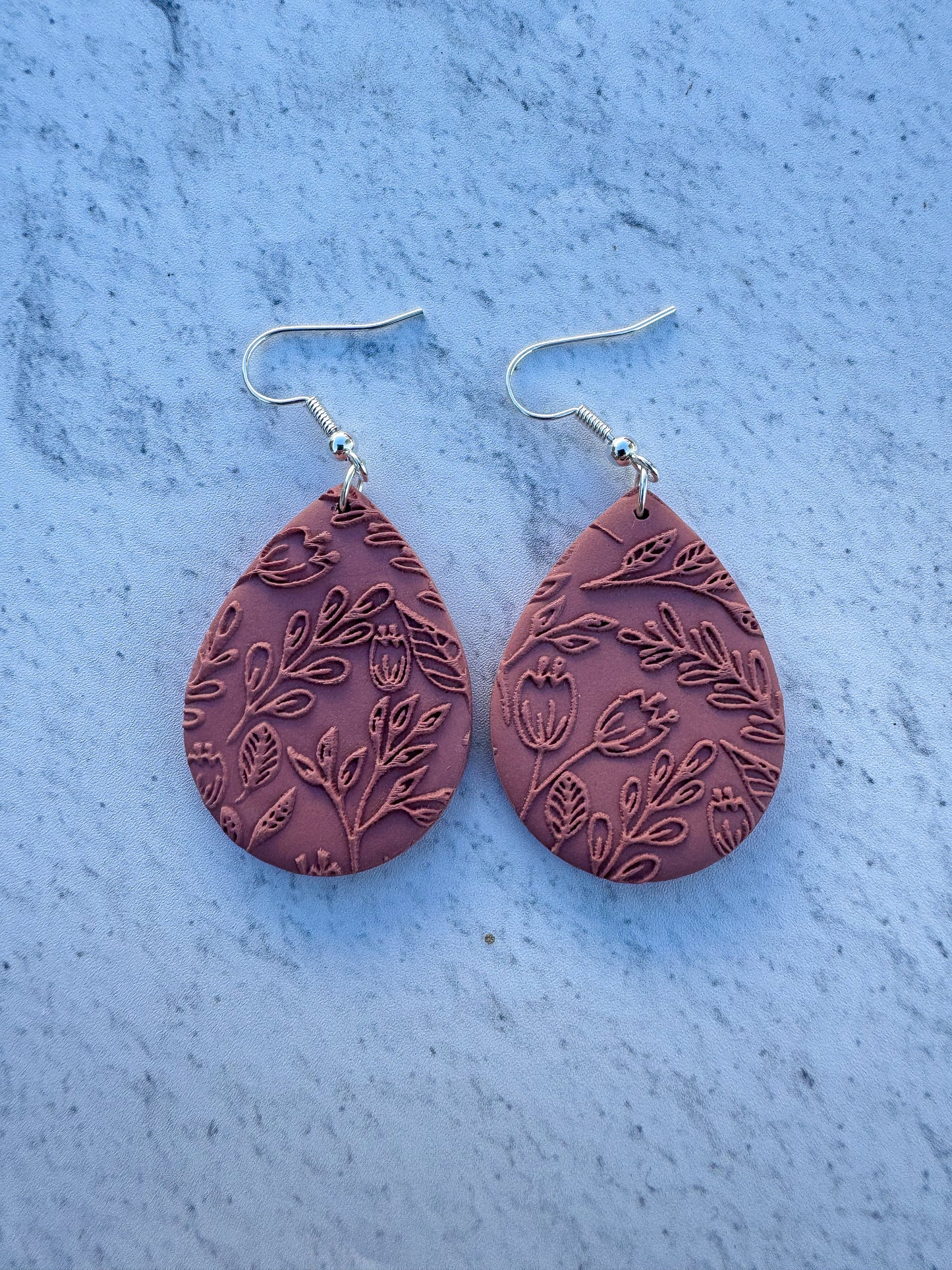 Textures Teardrop Hooks