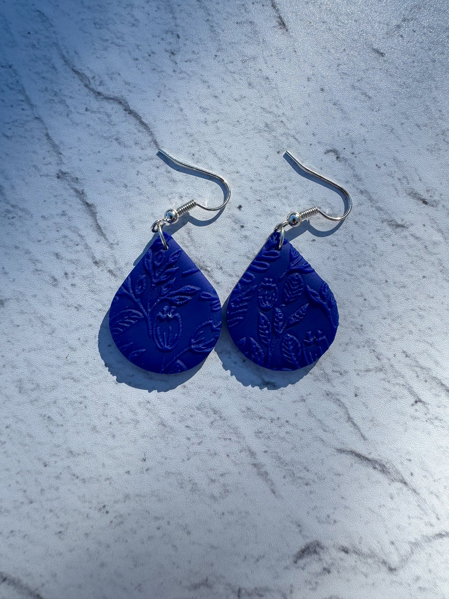 Textures Mini Teardrop Hooks