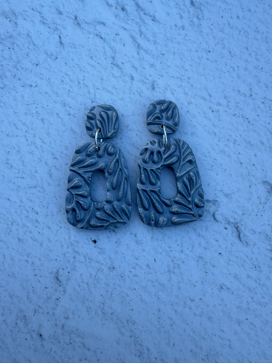 Textures Hollow Dangles