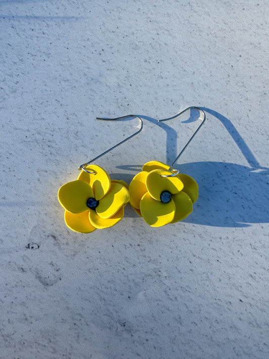 Spring Garden Pansy Hooks