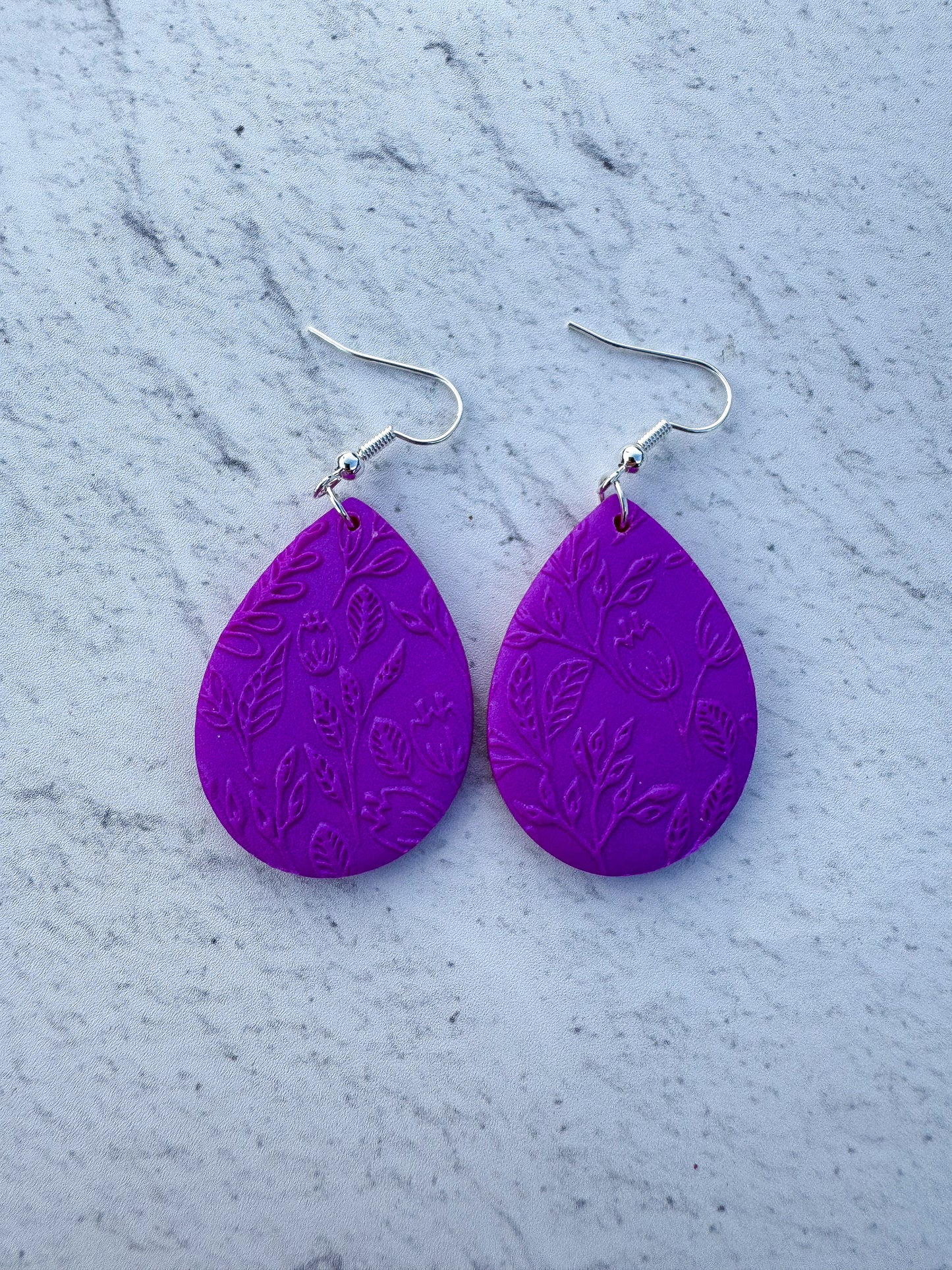 Textures Teardrop Hooks