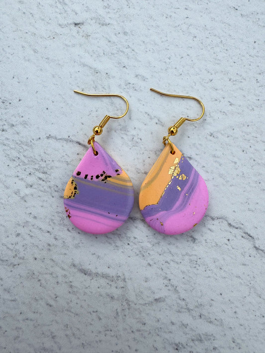 Daydreaming Mini Teardrop Hooks