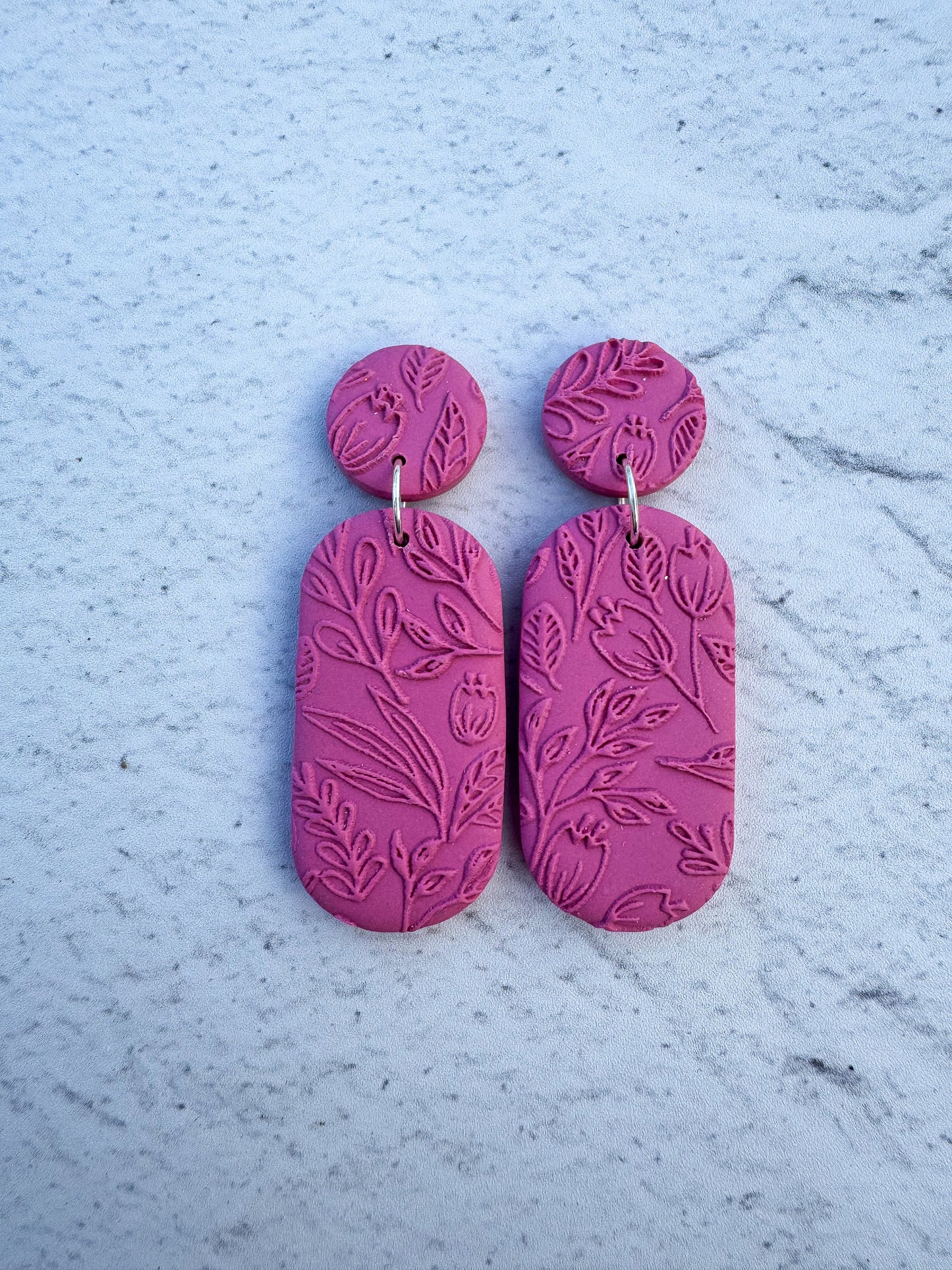Textures Capsule Dangles
