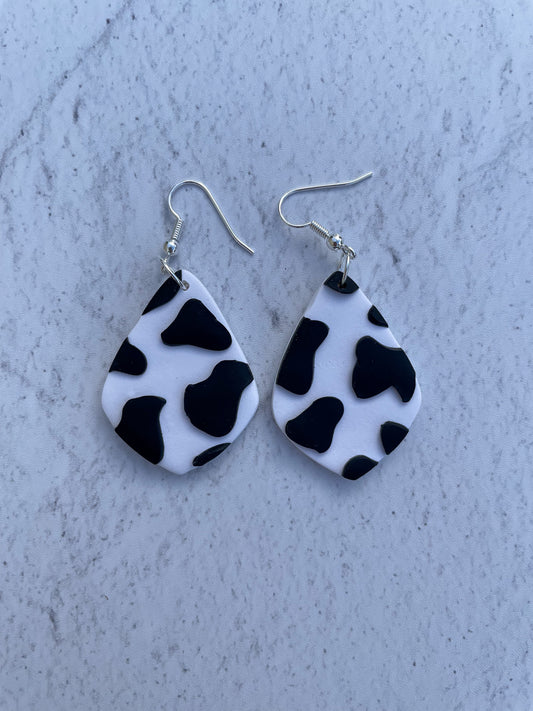 Moo Cows Diamond Hooks