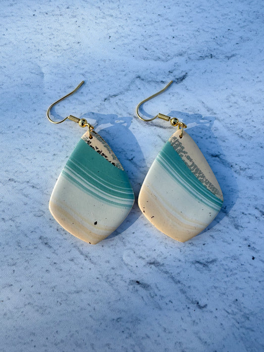 Desert Waves Diamond Hooks