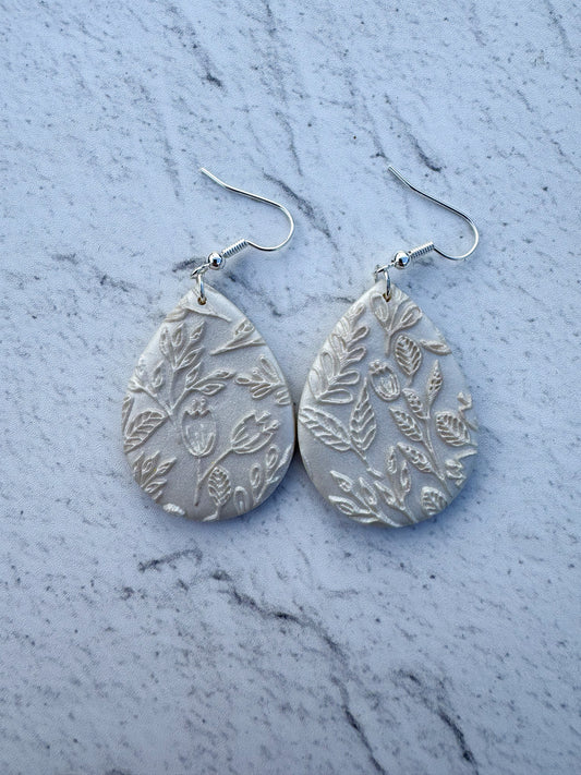 Textures Teardrop Hooks