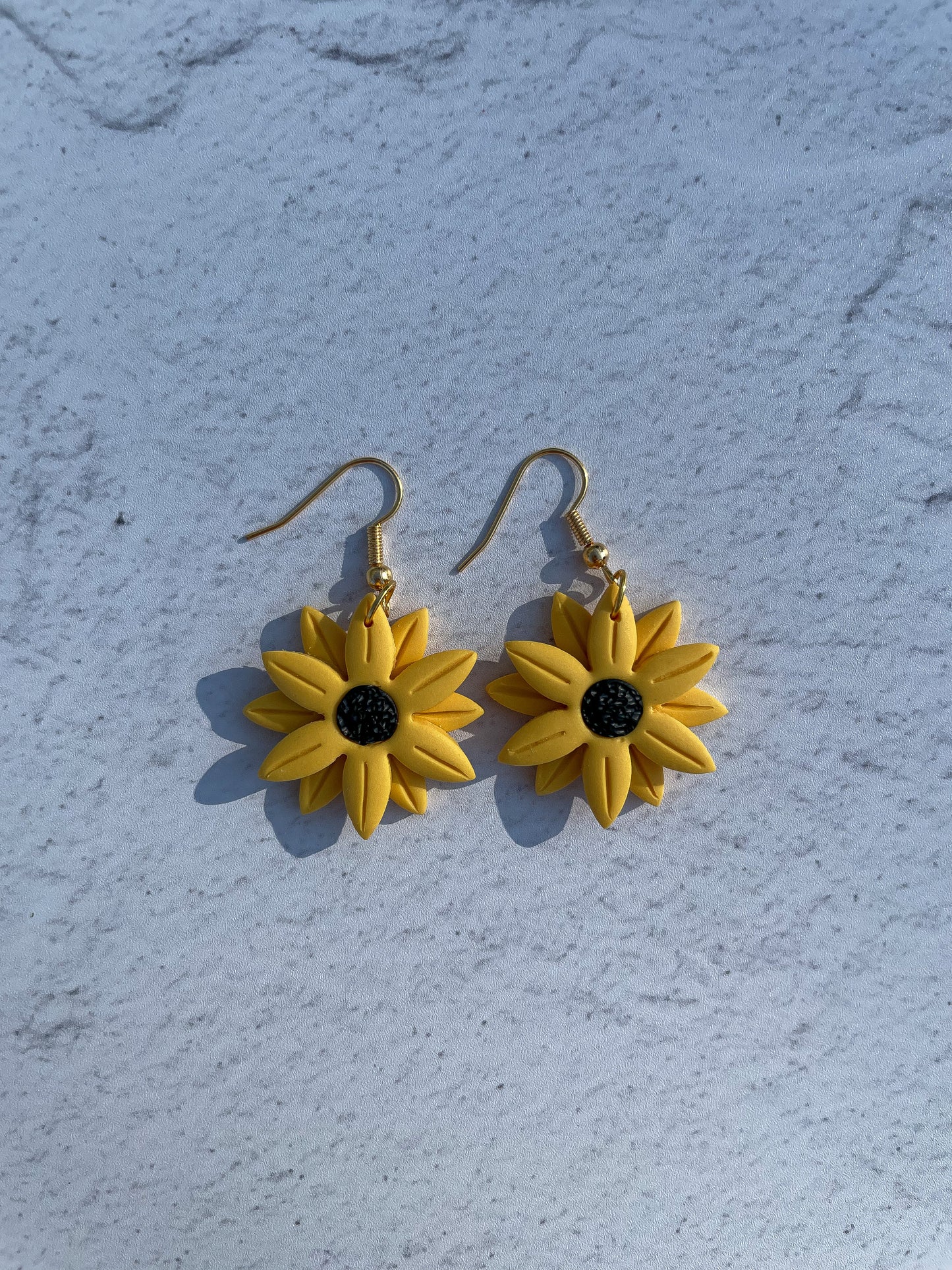 Spring Garden Daisy Hooks